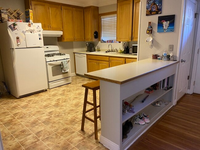 Building Photo - 923 E 500 S