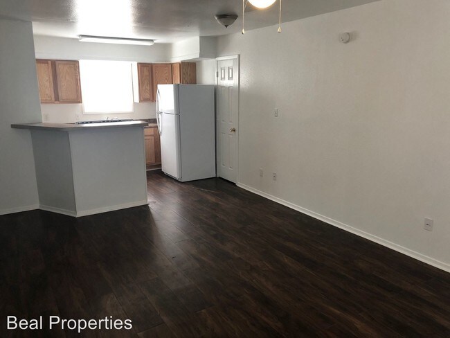 Building Photo - 2 br, 1 bath House - 1516 Broadmoor C