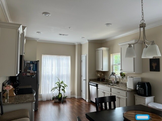 Kitchen.Dining Area - 120 Bergen Dr