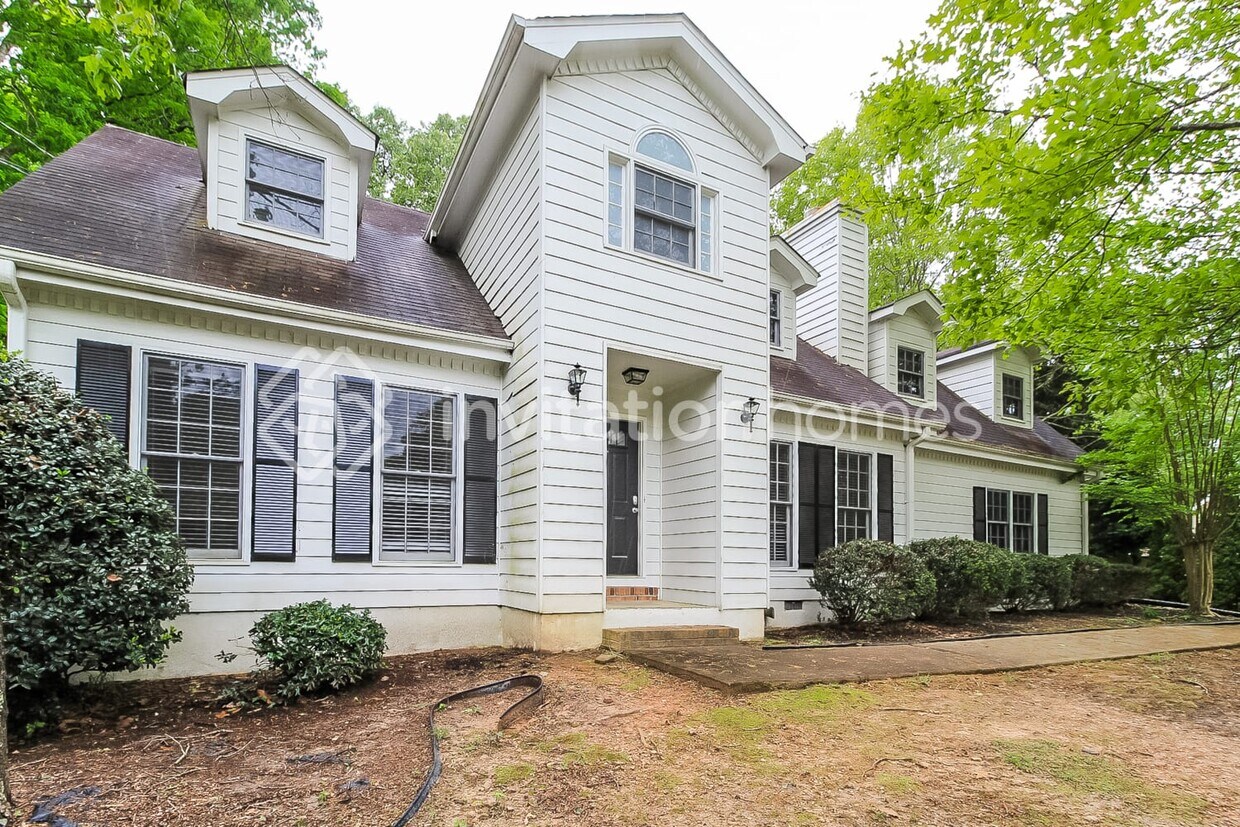Primary Photo - 971 Thousand Oaks Dr