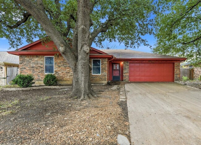 Building Photo - 6444 Whitehurst Dr