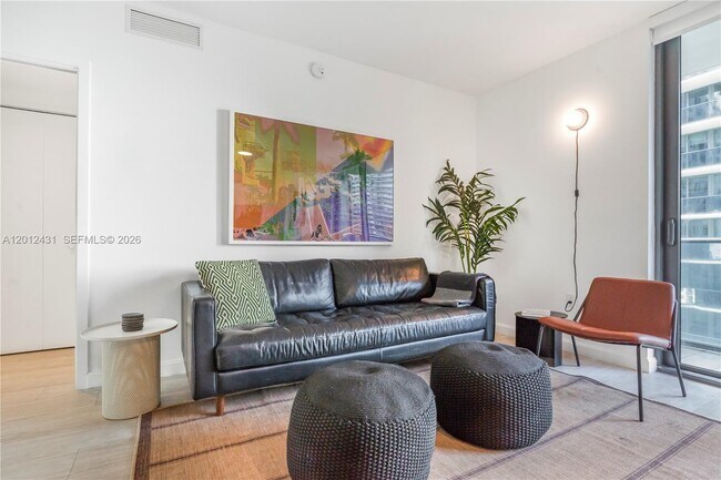 Foto del edificio - 55 SW 9th St