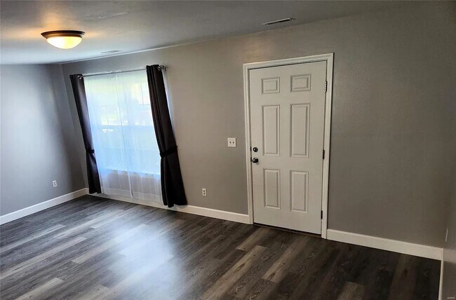 Foto del edificio - 419 Wild Oak Dr