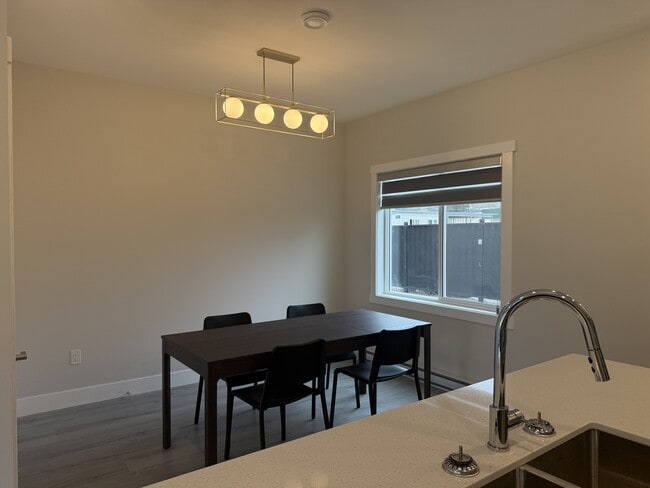 Building Photo - 2707 Kalum St