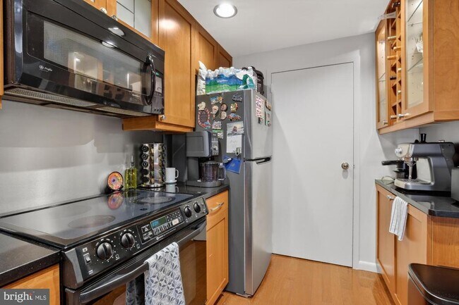 Foto del edificio - 825 N 29th St