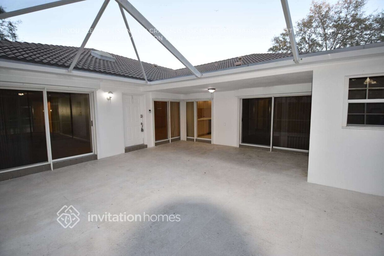 Foto del edificio - 7404 Geminata Oak Ct
