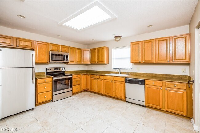 Foto del edificio - 1253 Paradise Way