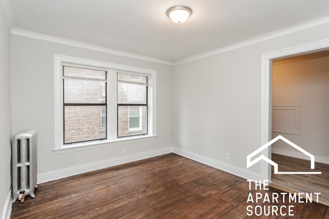 Foto del edificio - 6959 S Paxton Ave