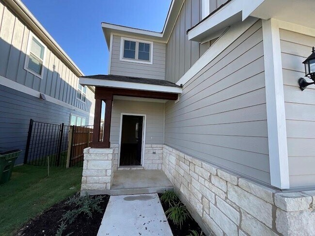 Building Photo - 337 Redonda Dr