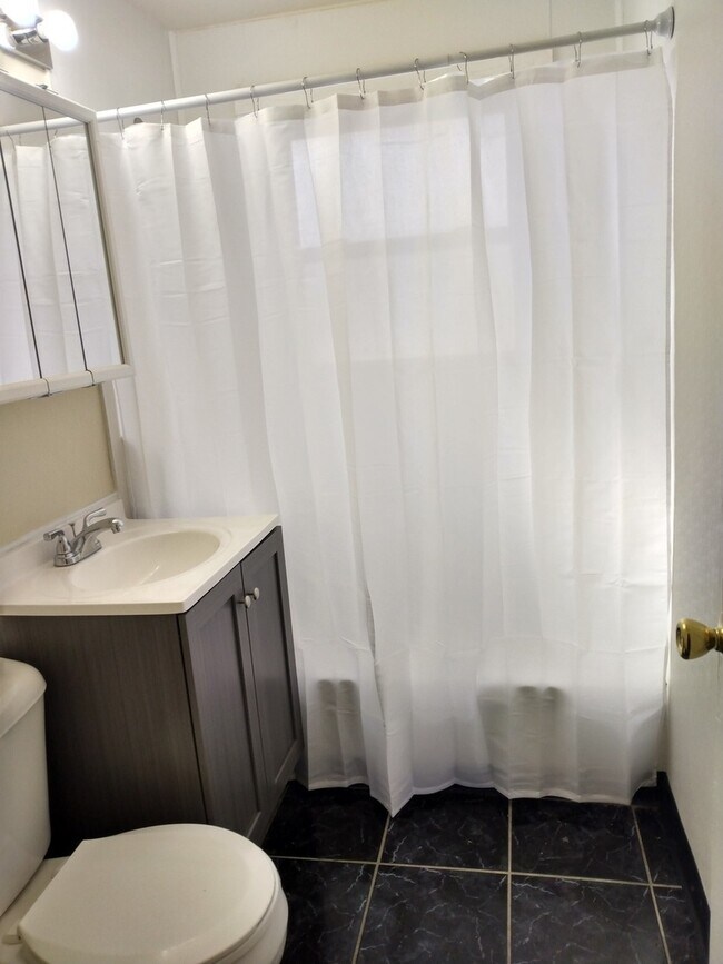 Foto del edificio - 3444 Western Ave