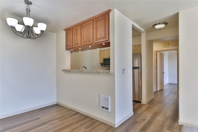 Foto del edificio - Cozy & Bright 2BD/2BTH Condo for Lease in ...