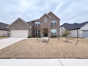 Building Photo - 1505 Isaac Dr