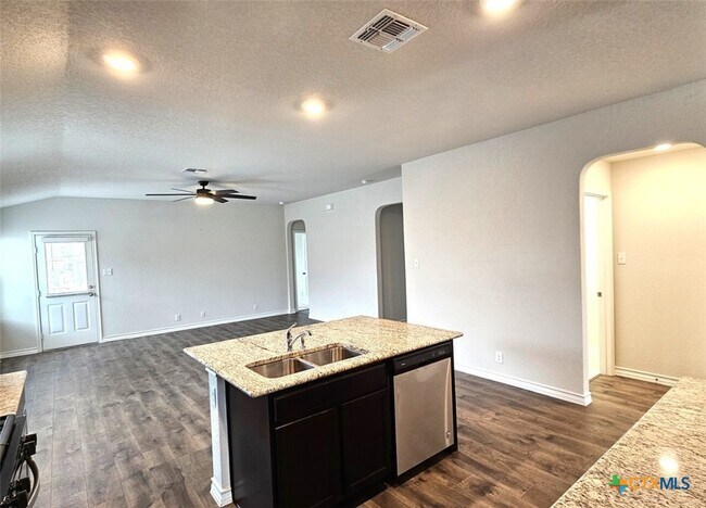 Foto del edificio - 181 Harley Hay