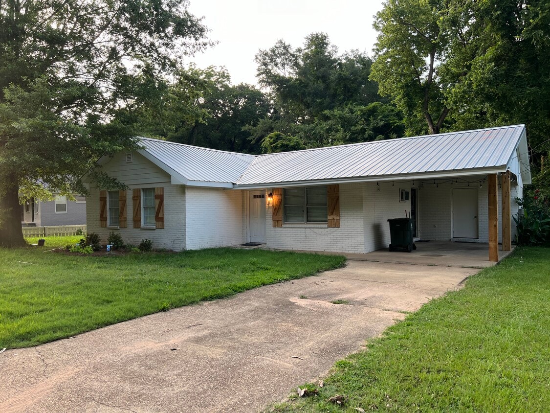 Photo - 1713 Burney Branch Dr (Oxford, MS)