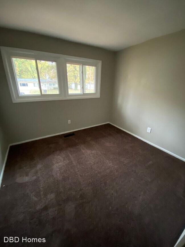 Building Photo - 3 br, 1 bath House - 2431 Ormsby St