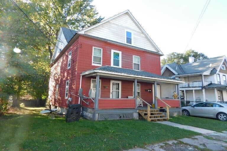 Primary Photo - 55 Ely St