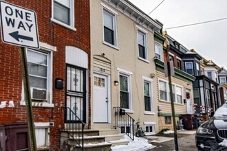 Building Photo - 1330 Lancaster Ave