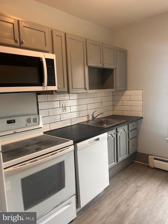 Foto del edificio - 1200 E 9th St