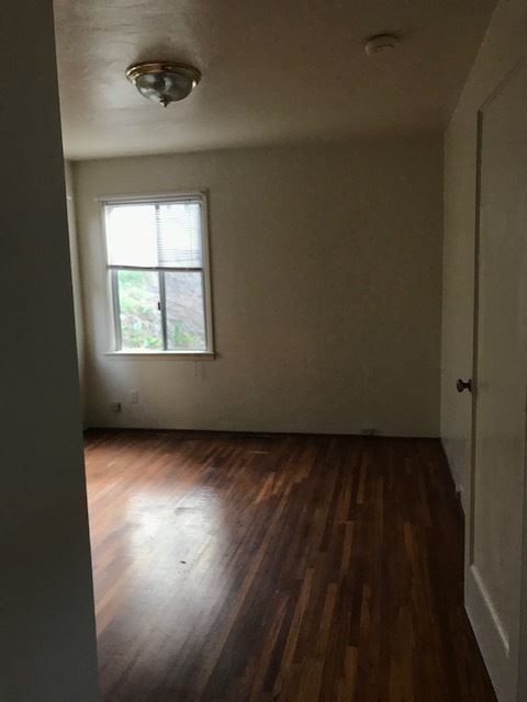 Foto del edificio - 823-825 Spencer St