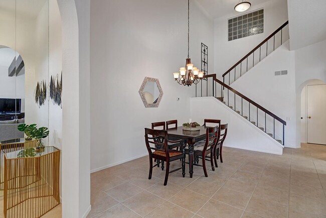 Foto del edificio - 73422 Irontree Dr