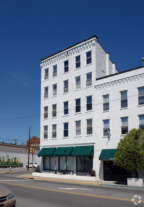 Primary Photo - 760 Mercer Street Apartments