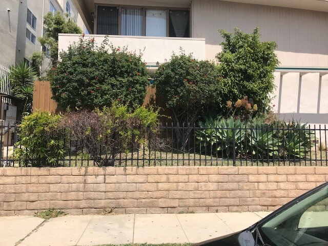 Front of Apt. - 1256 S Westgate Ave