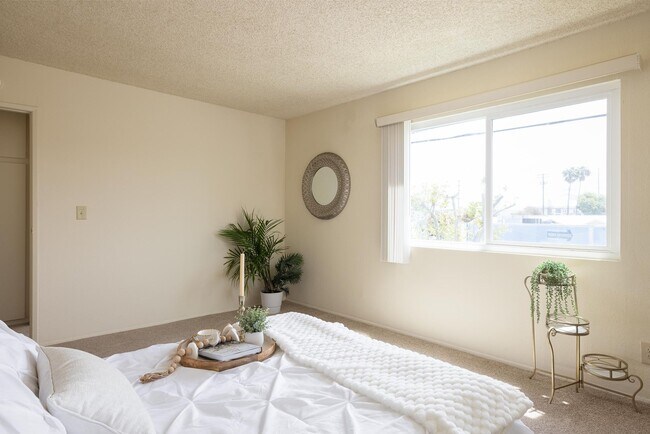 Floorplan - Casa De Windsor - North Clairemont