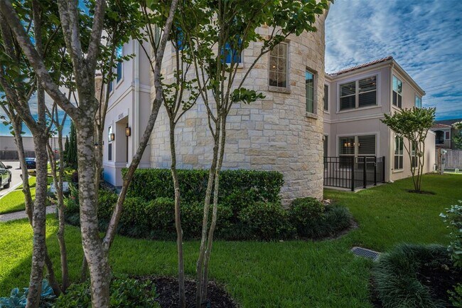 Foto del edificio - 13415 Preston Cliff Ct