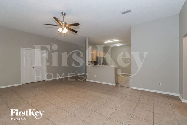 Building Photo - 7444 Lake Plantation Ln