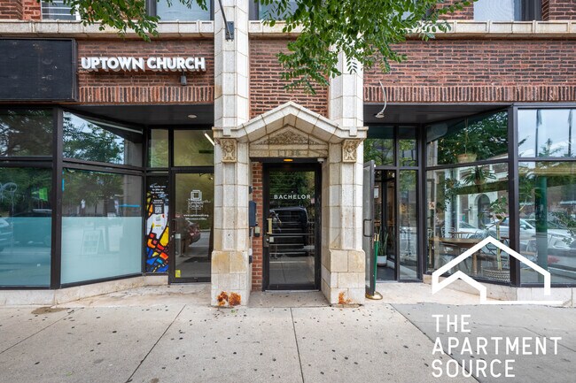 Foto del edificio - 1136 W Wilson Ave