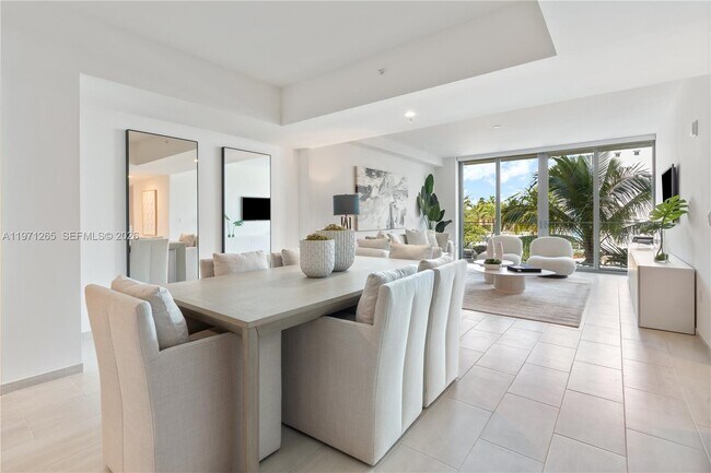 Building Photo - 10281 W Bay Harbor Dr