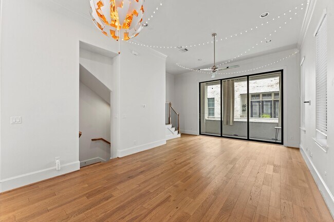 Foto del edificio - 4053 Leeland St