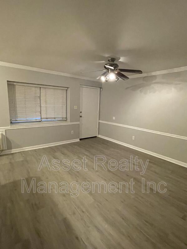 Building Photo - 1509 Highland Ave