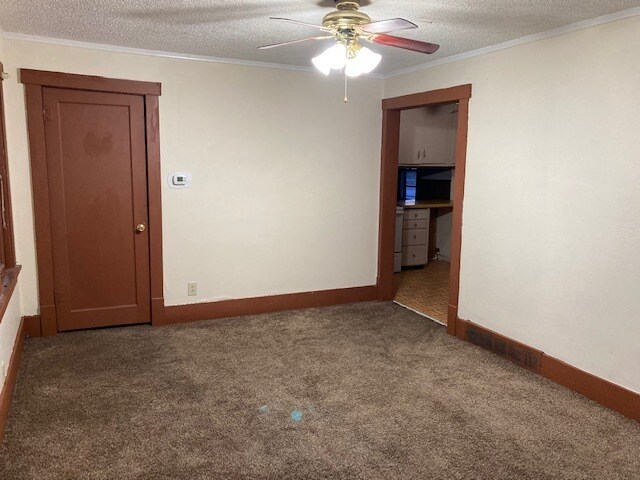 Foto del edificio - 1324 N Greenwich St