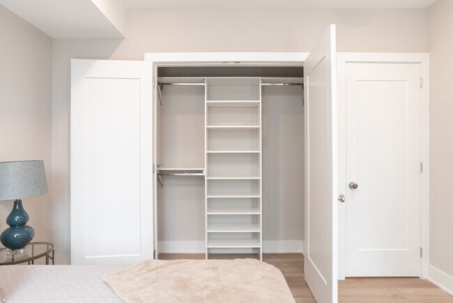 Foto del edificio - The Avenue (1513 Ridge Ave)