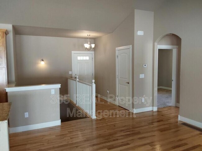 Foto del edificio - 3221 66th Avenue