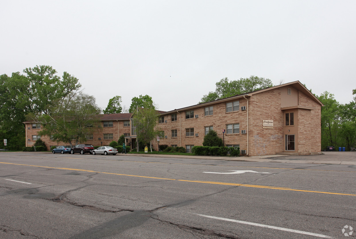 Primary Photo - Creekview Apartments