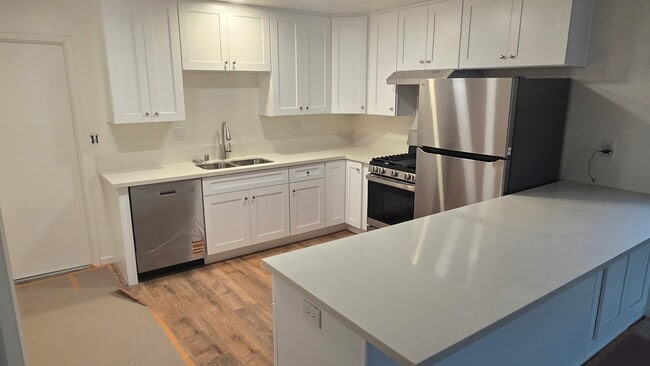 Foto del edificio - 8267 Roy St