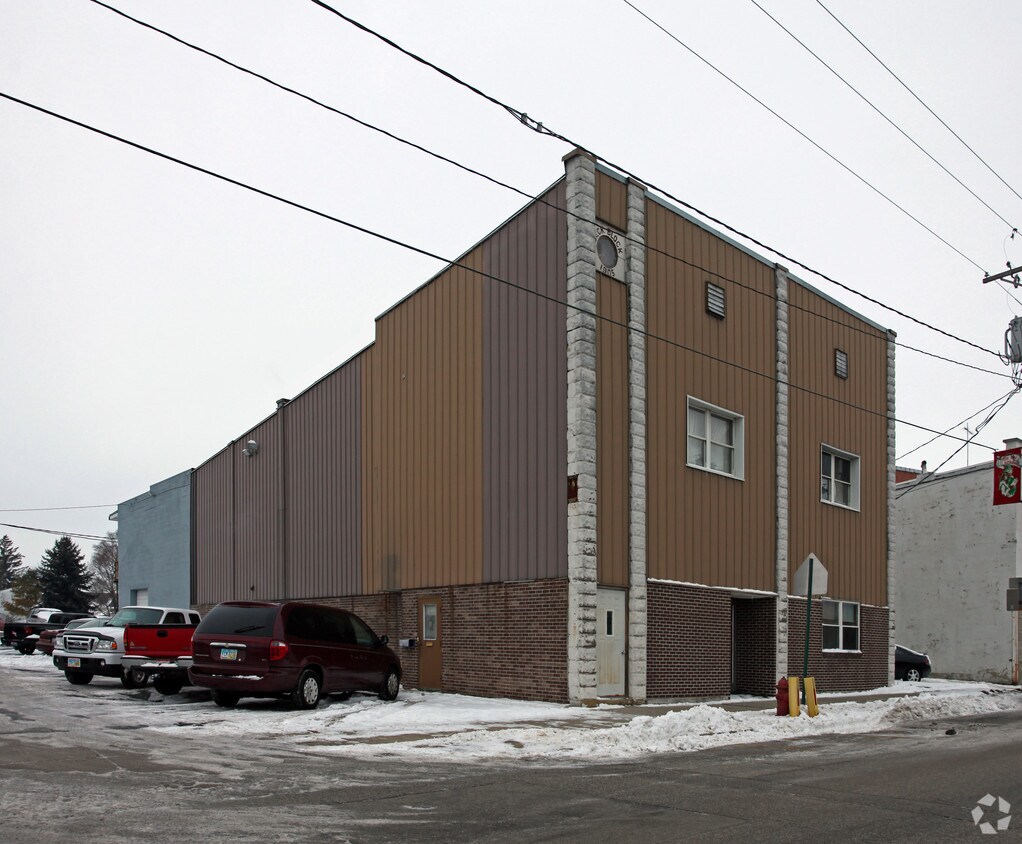 Foto principal - 114 S Vance St
