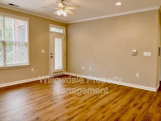 Foto del edificio - 204 Savannah Ridge Rd