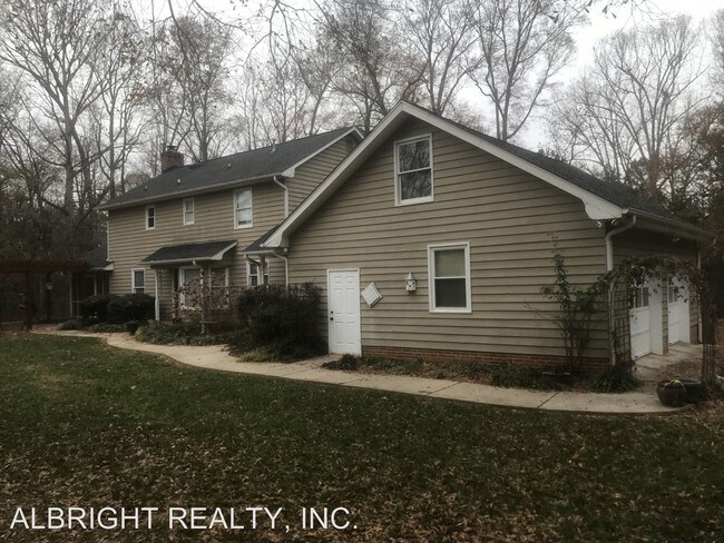 Building Photo - 3 br, 2.5 bath House - 1890 COLTHARP ROAD