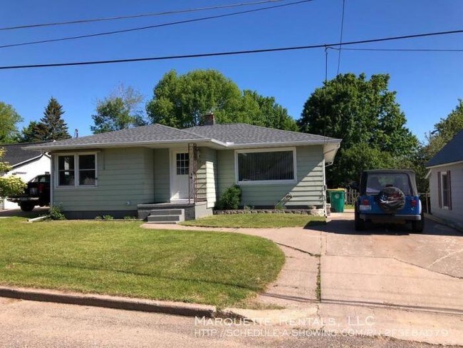 Foto del edificio - 3 bedroom in Marquette MI 49855