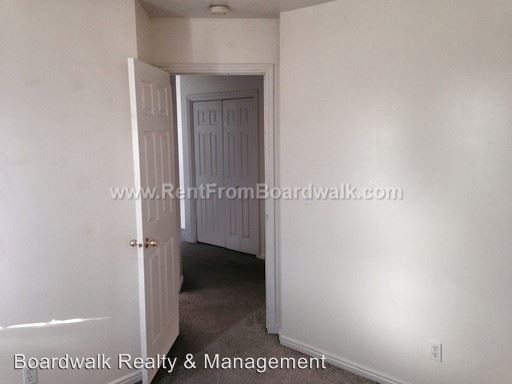 Building Photo - 3358 S 8000 W