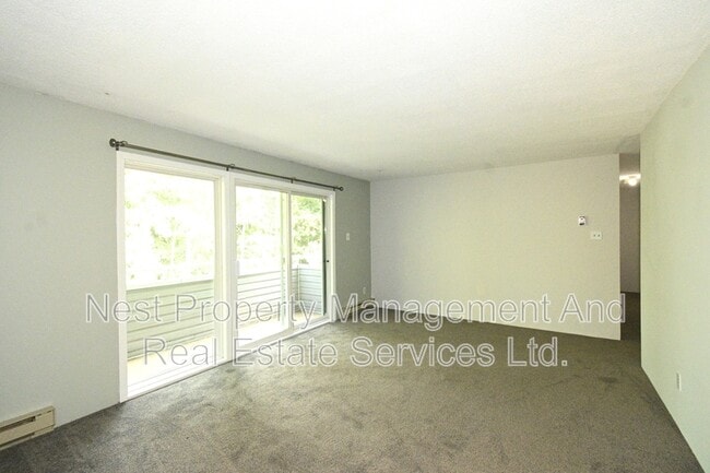Building Photo - 3030 McGill Crescent