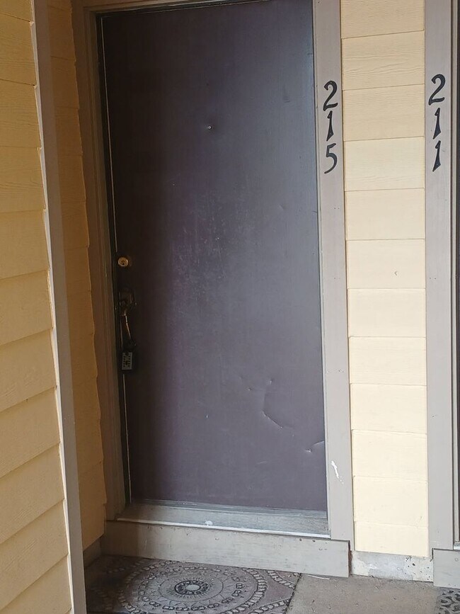 Building Photo - NORTH WALES 2BR WOOD HOLLOW CONDO AVAIL. IMMEDIATELY!