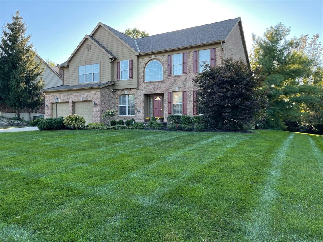 Foto principal - 6175 Cloverwood Dr