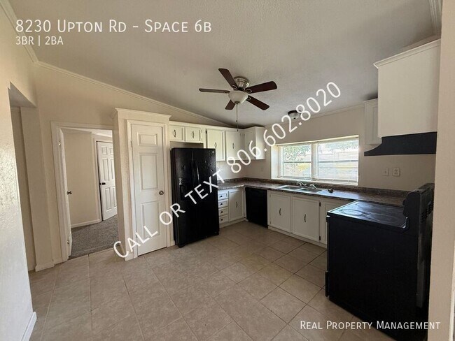 Foto del edificio - 8230 Upton Rd