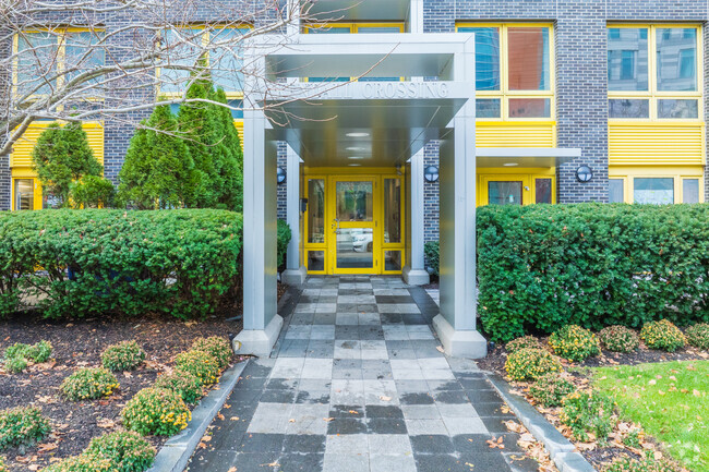 Entrance - Kendall Crossing Apartments