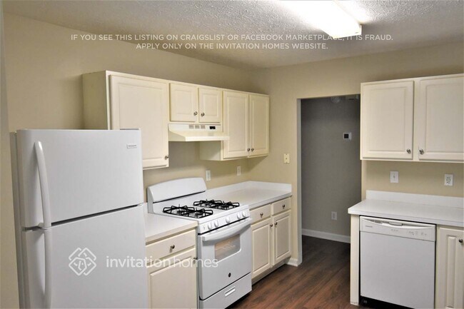 Foto del edificio - 3676 Southwick Dr NW