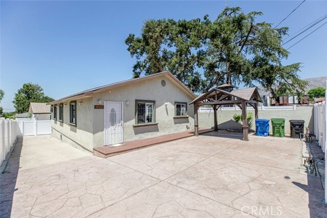 Foto del edificio - 10531 Greenburn Ave